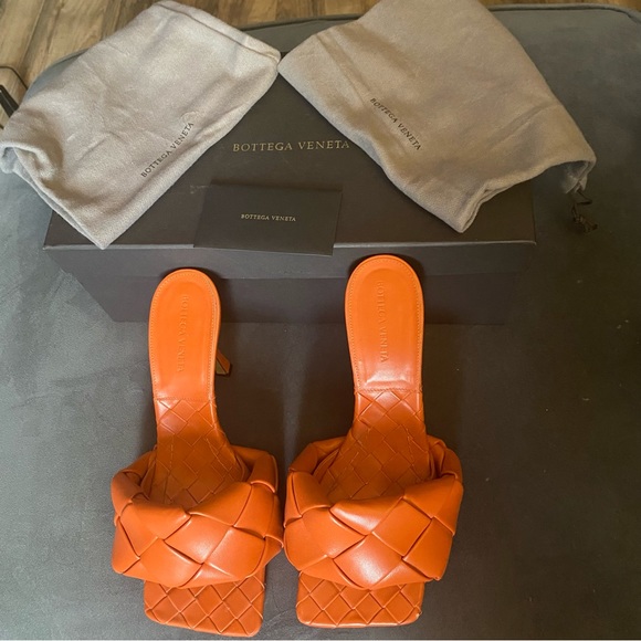 BOTTEGA VENETA - Picture 4 of 8